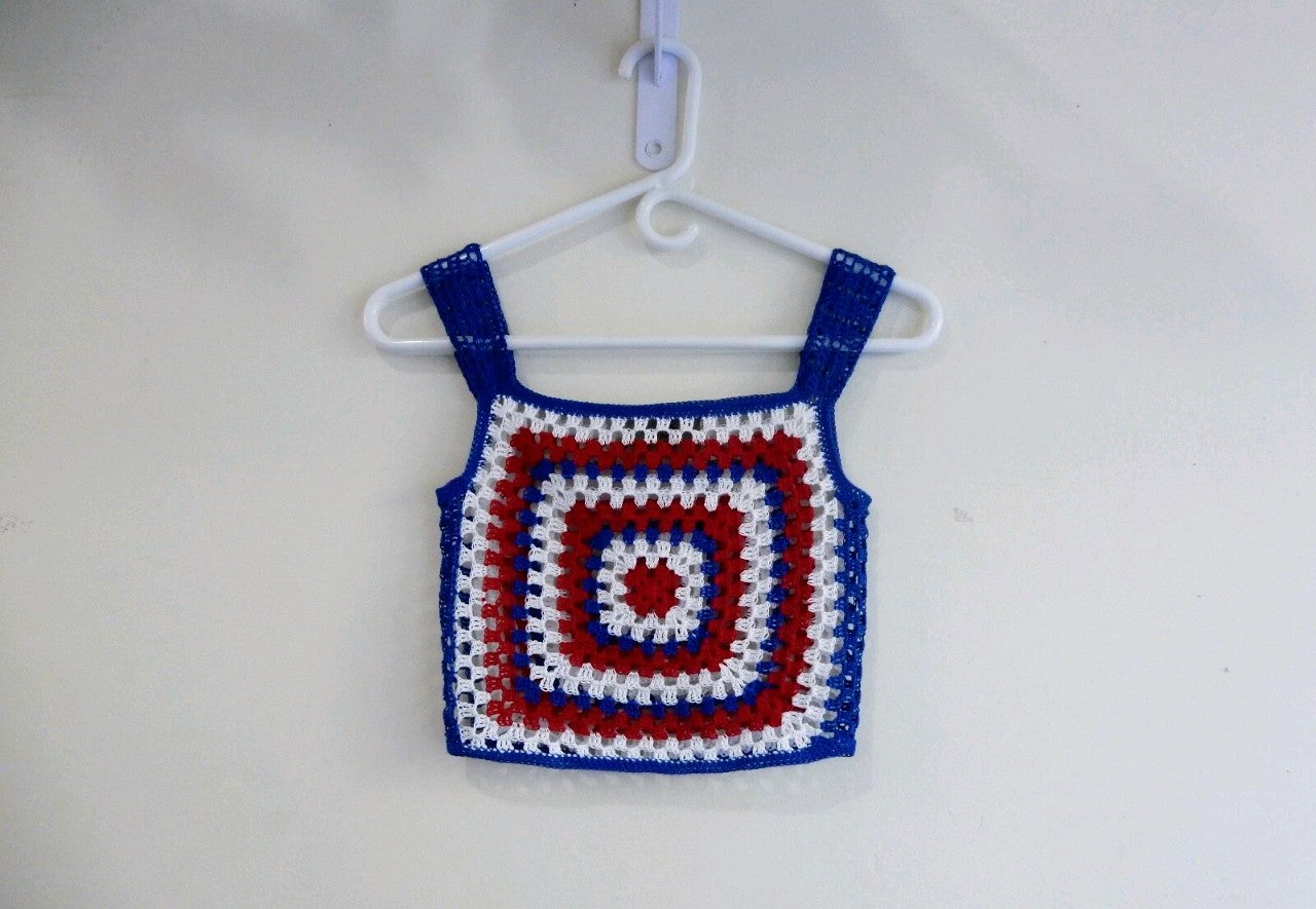 crochet thread red white blue granny square crop top adult size small.