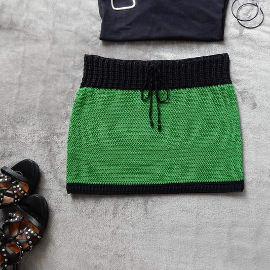 crochet thread uncut emerald front tie skirt adult size small