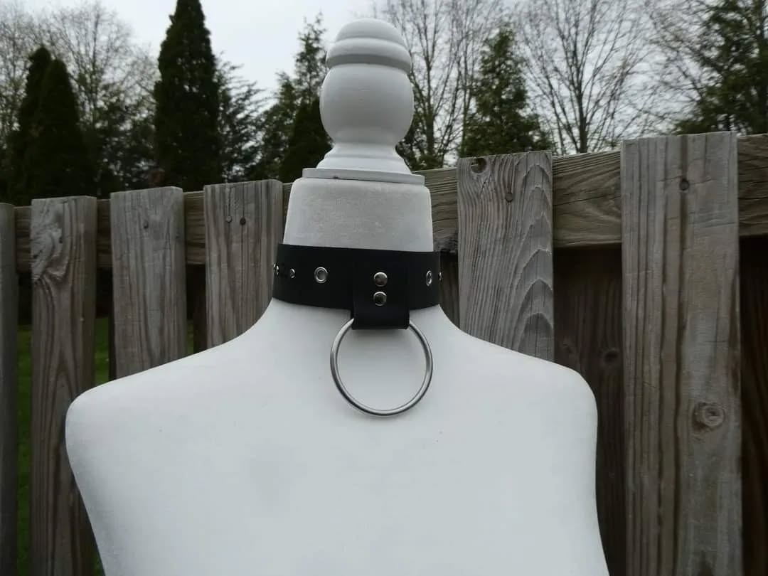 Leather Barb Wire Choker Adult One Size